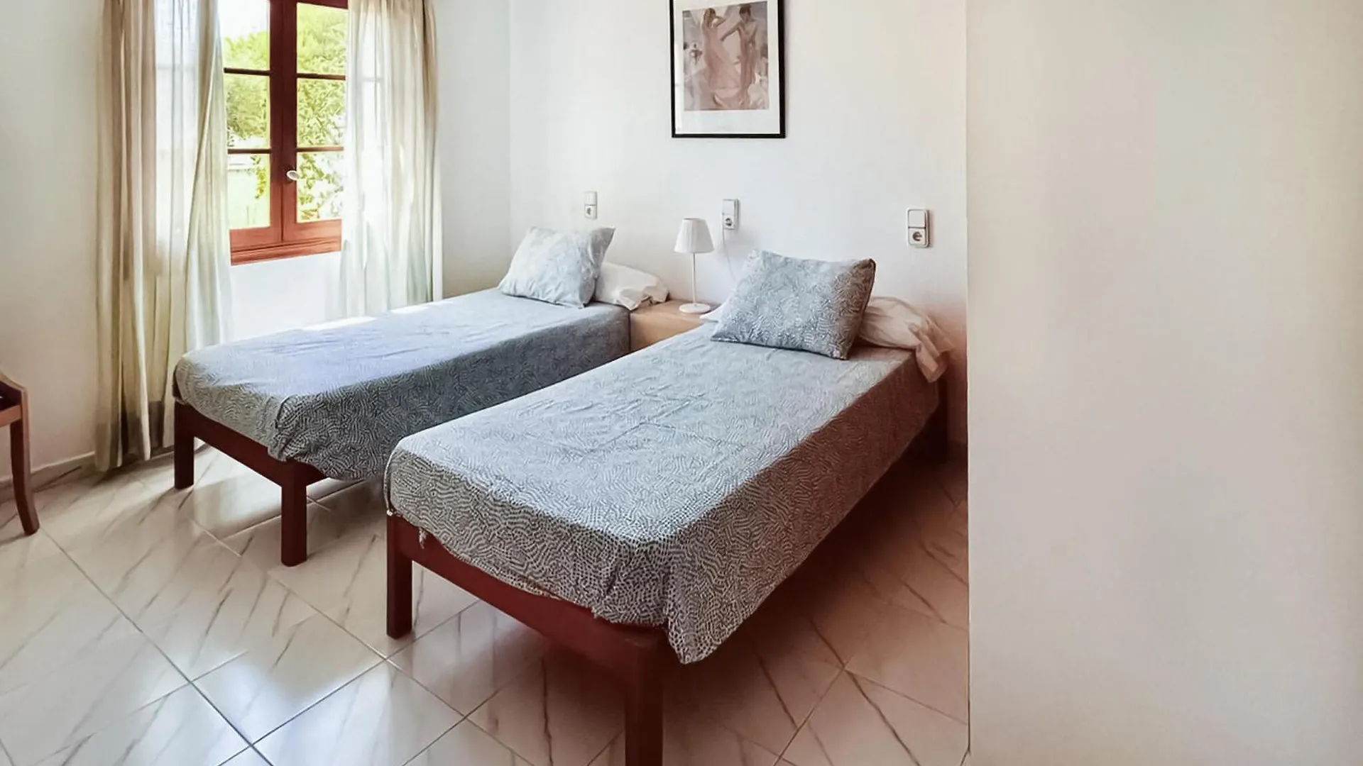 Ferienhaus Cozy Home In Arta With Wifi